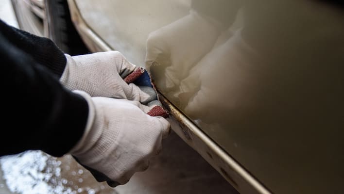 What Grit Sandpaper To Scuff Paint To Repaint Car