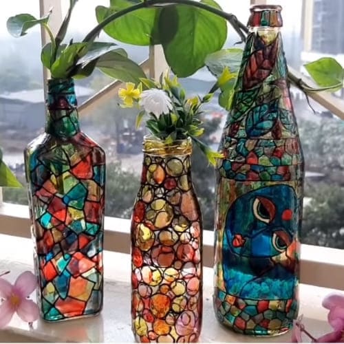 applied-solvent-based-glass-paint-on-wasted-bottles