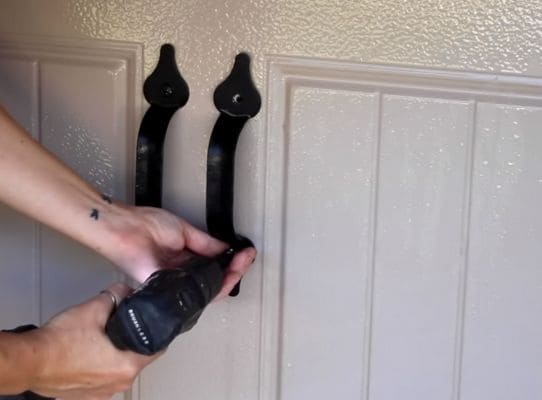 remove-metal-knob-before-painting-garage-door