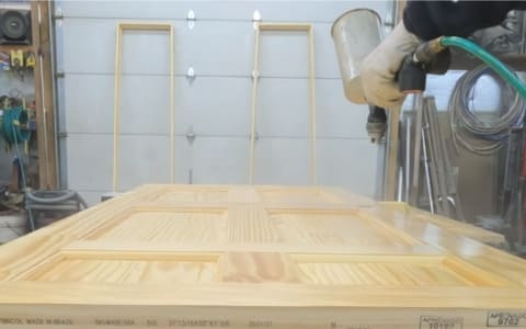 spray lacquer with HVLP