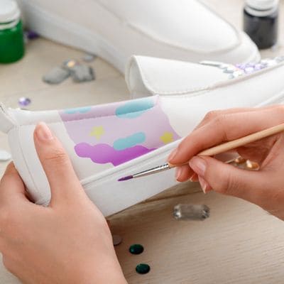 How to Spray Paint Shoes